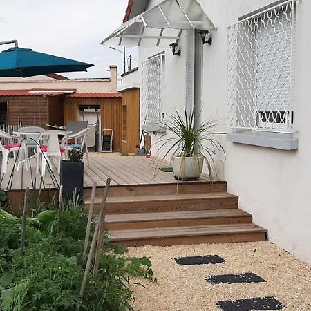 Maison Ville Agreable Riorges Exterior foto